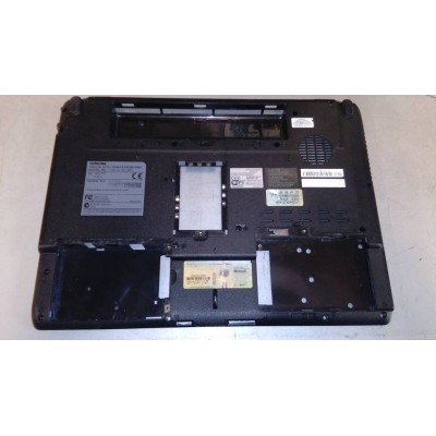 TOSHIBA satellite a215-s7444 COVER INFERIORE BASE